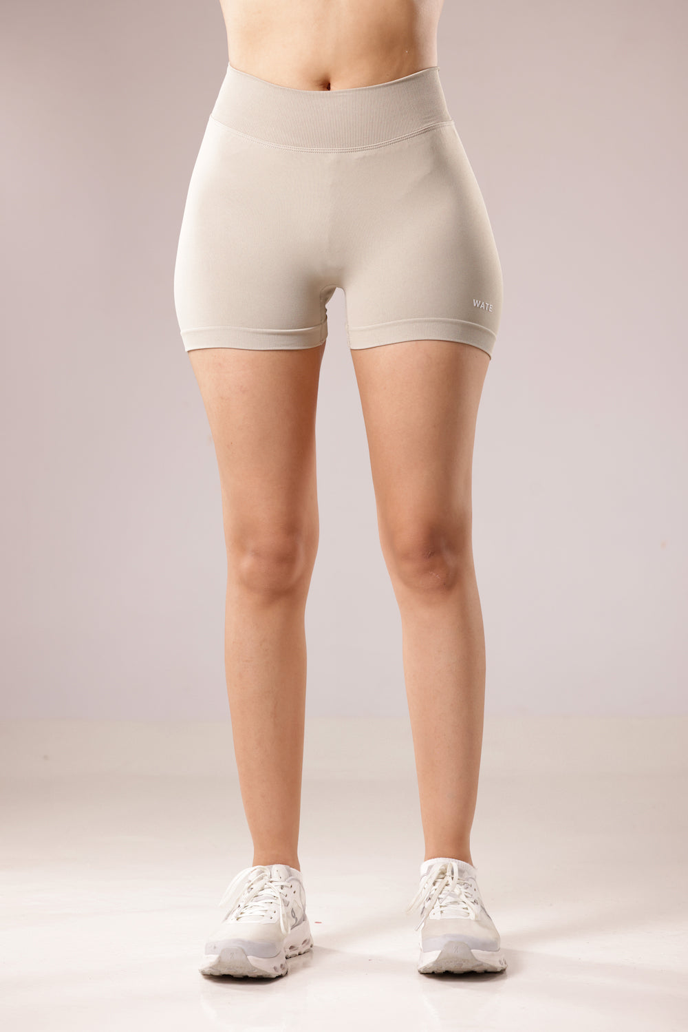 SHORT SIGNATURE BEIGE
