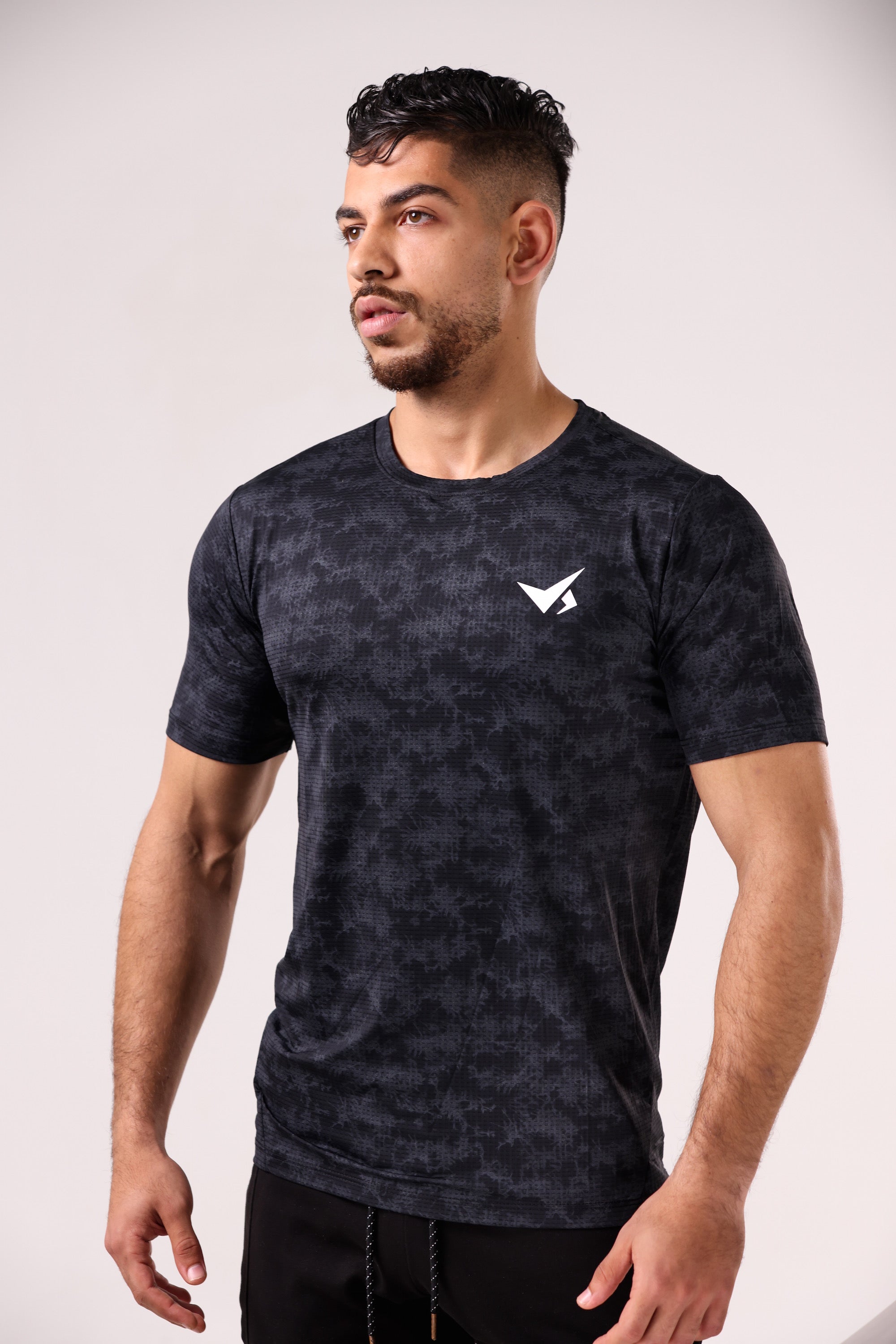 T-SHIRT ESSENTIAL FIT NOIR